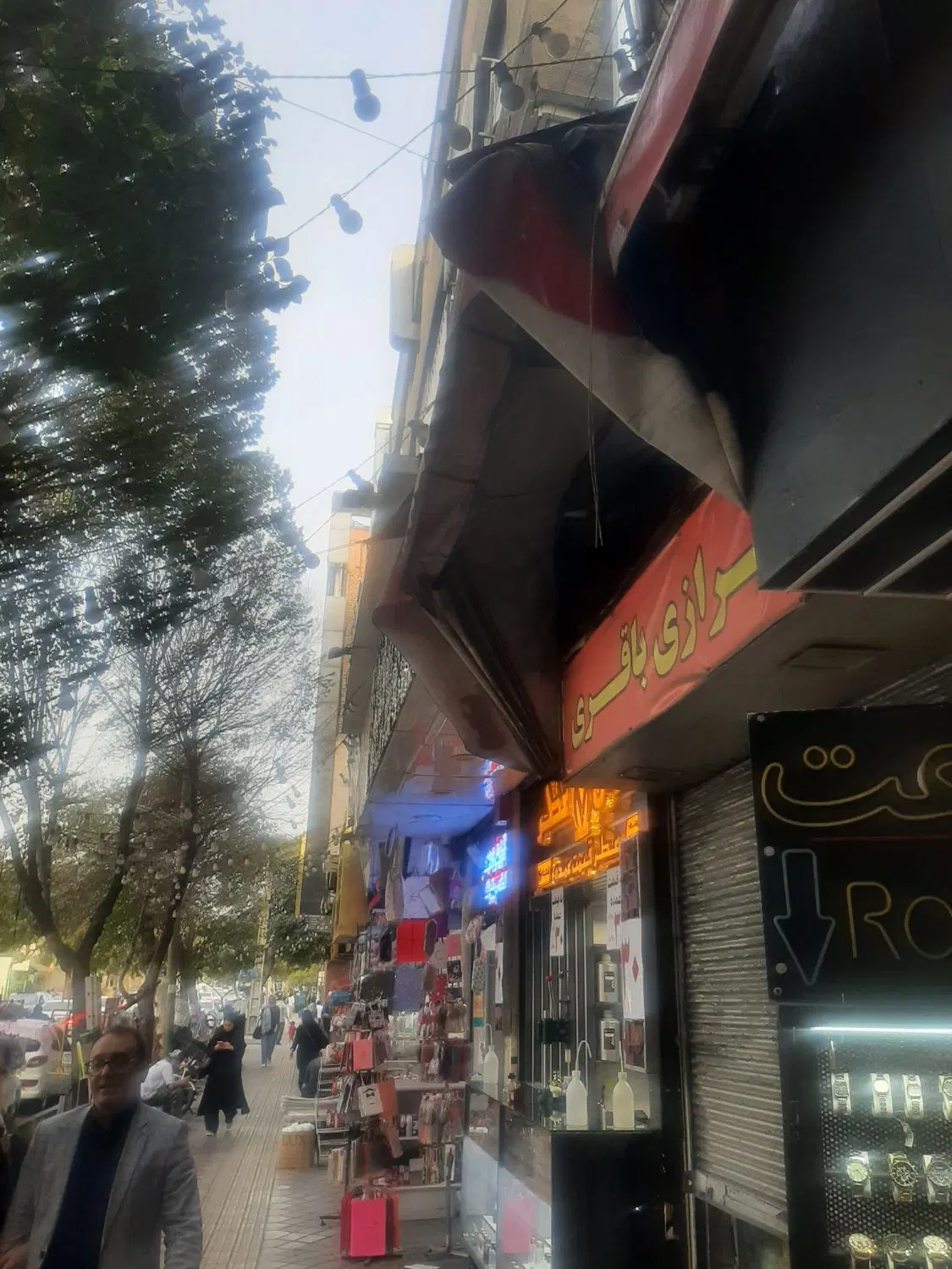 مغازه تجاری با موقعیت کافه
