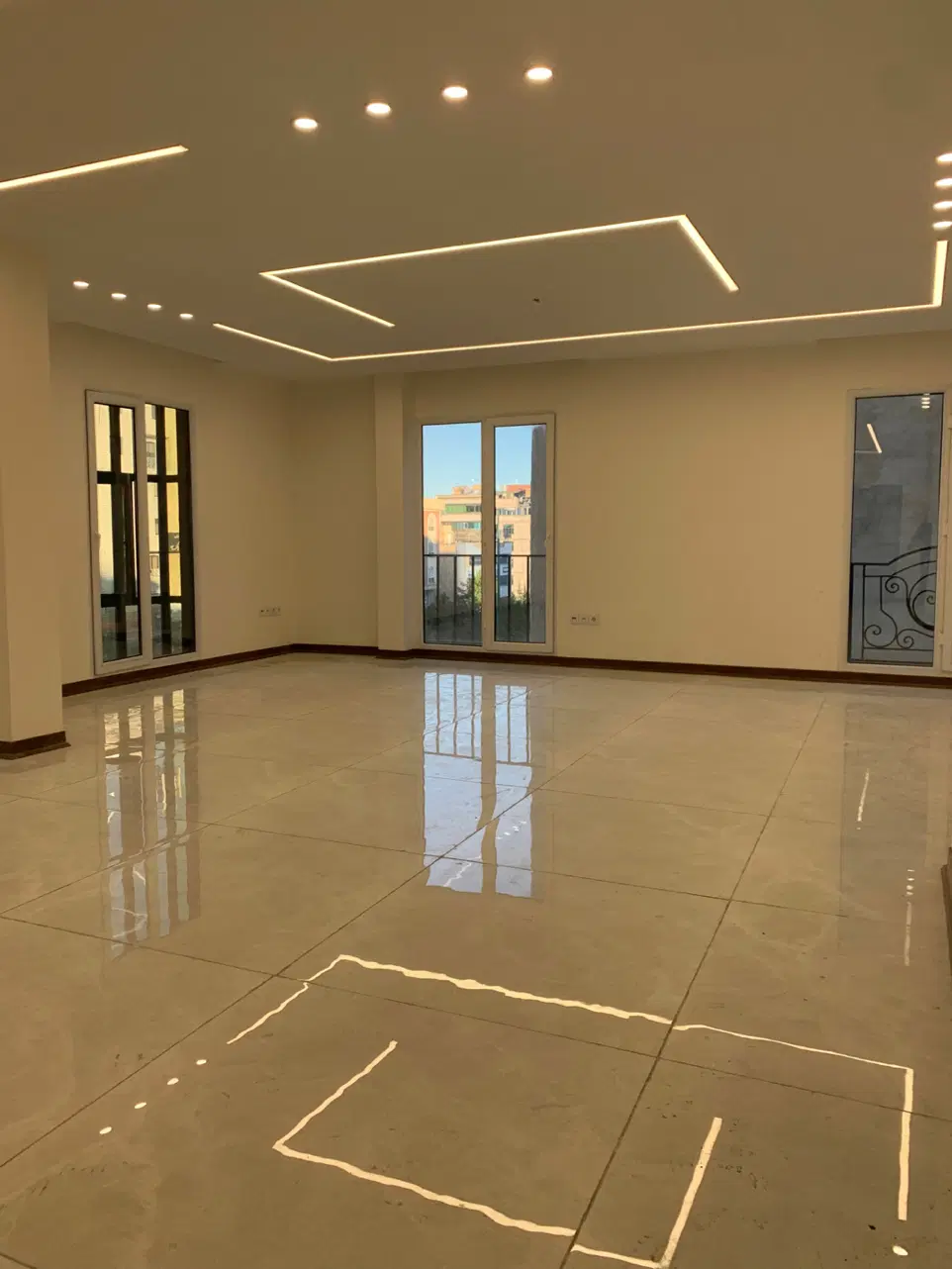 سعادت آباد، ۹۵ متر ، فلت