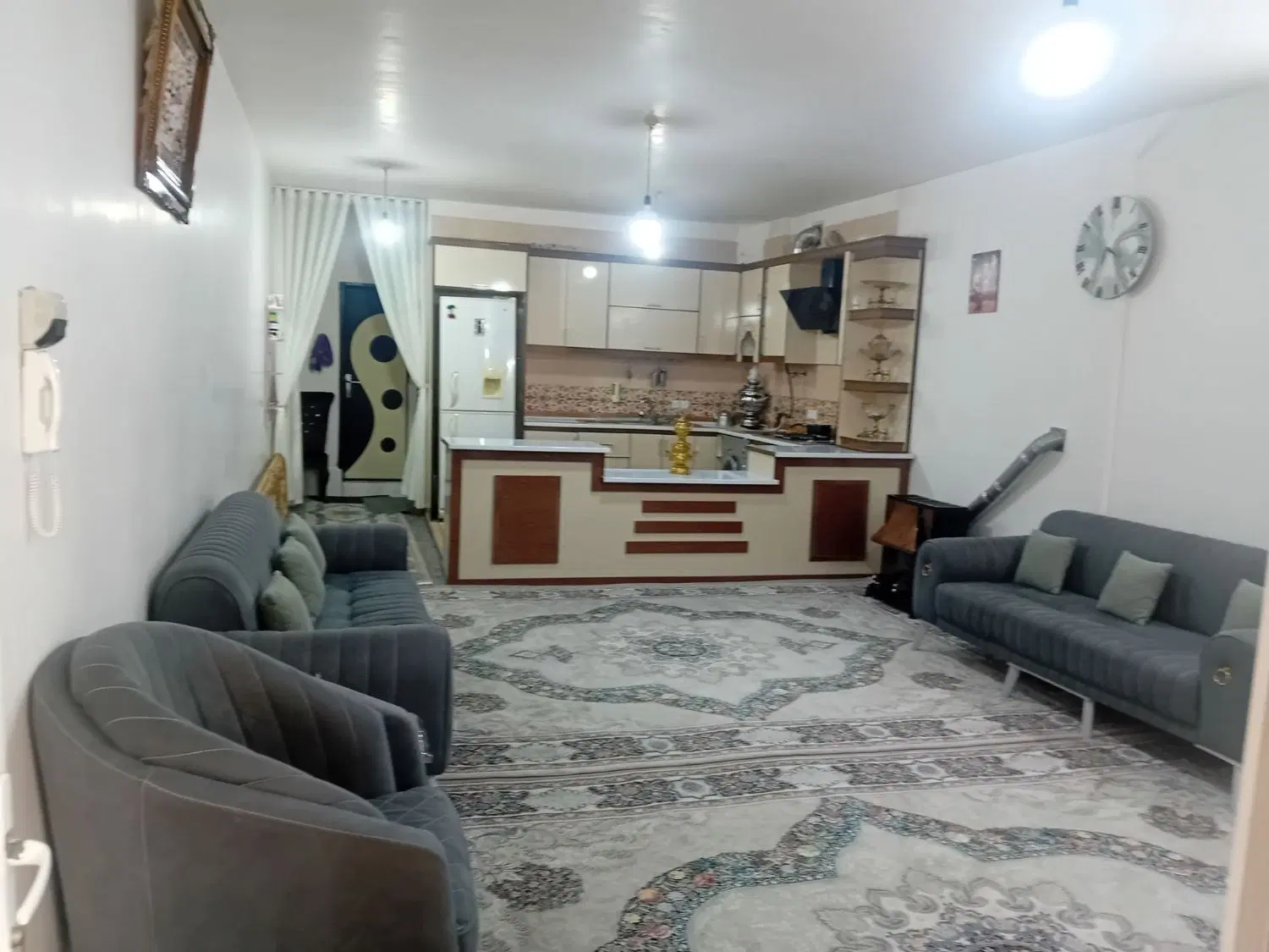خانه دو طبقه