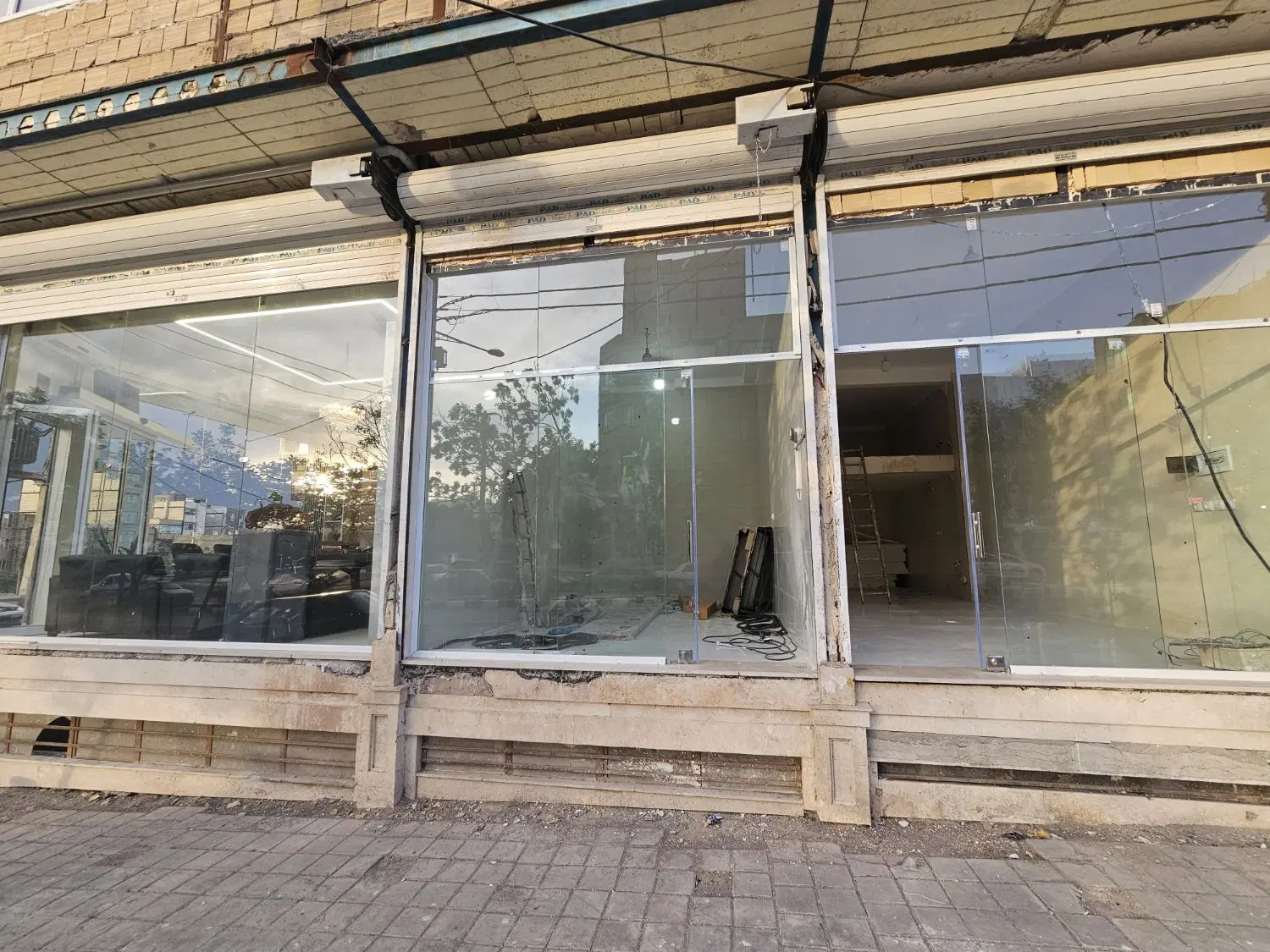 ۲دربند مغازه نبش چهاراه اصلی