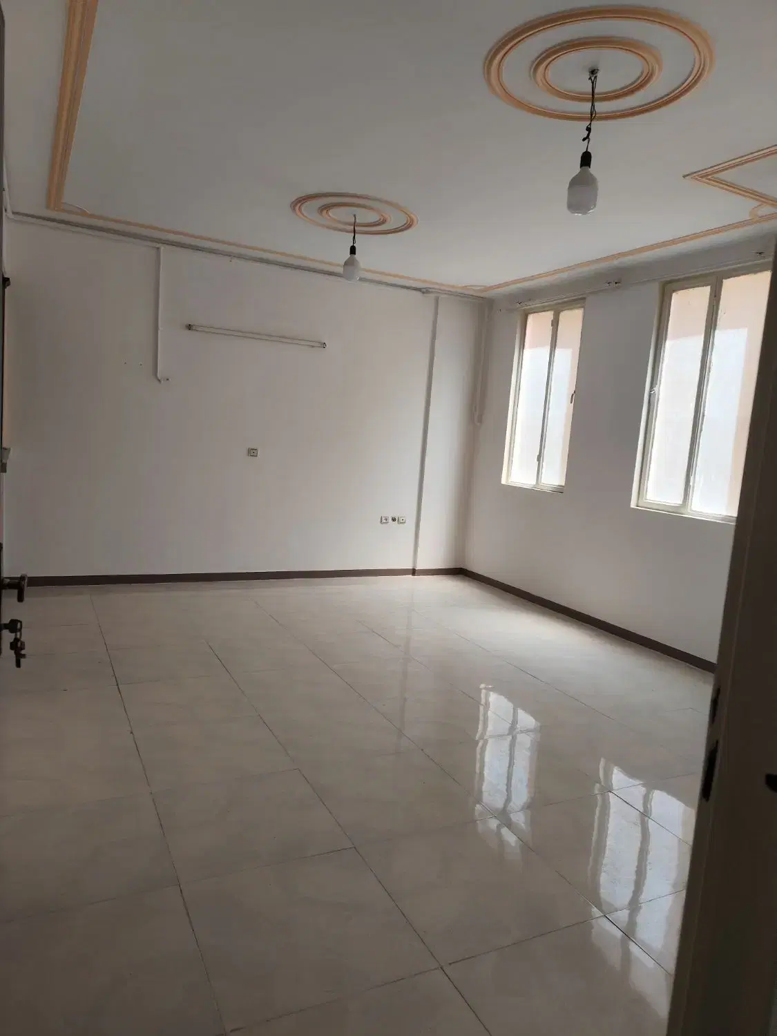 رهن آپارتمان 64 متری