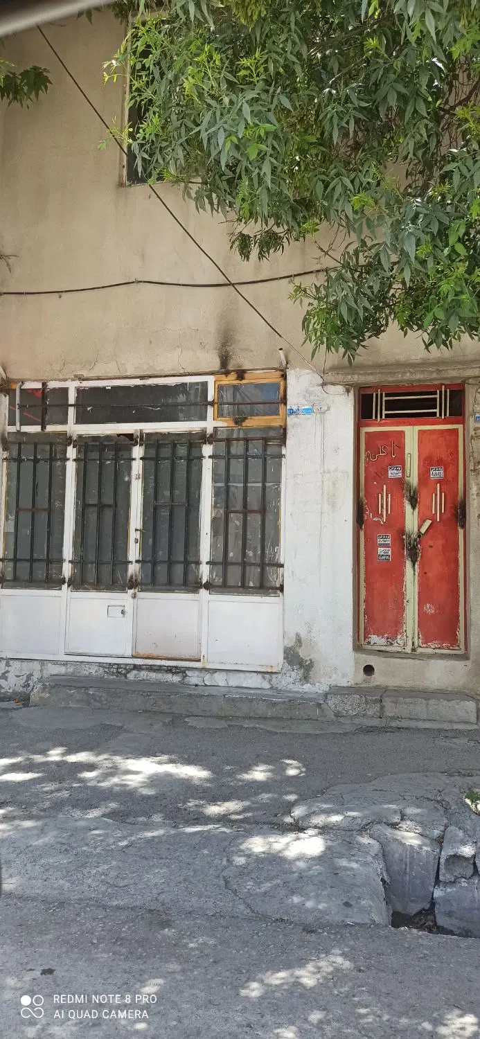 ملک‌60متری‌. 2بر تجاری‌مسکونی