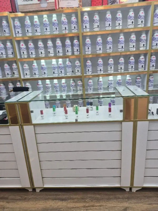 واگذاری مغازه عطرفروشی زیر قیمت