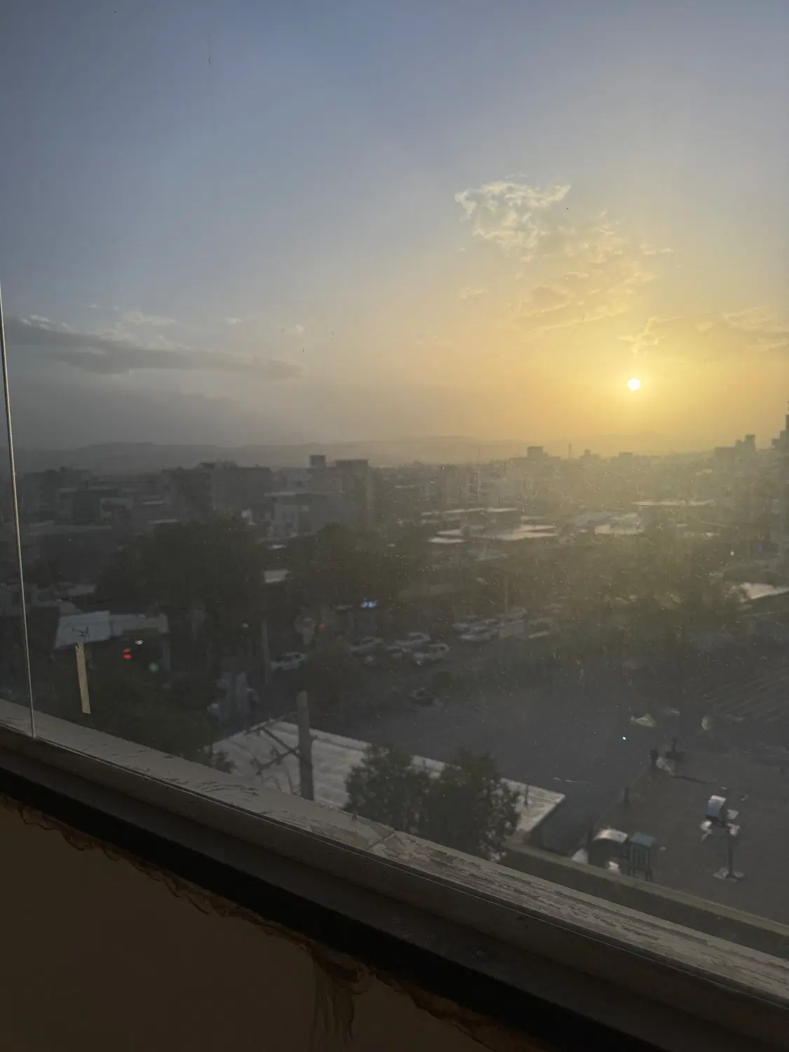 واحد تجاری اداری