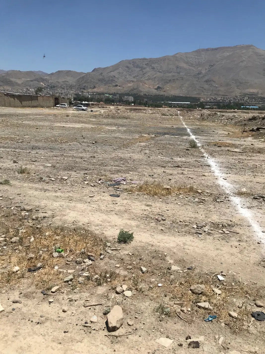 زمین ۱۶۰۰متر سرحد آباد