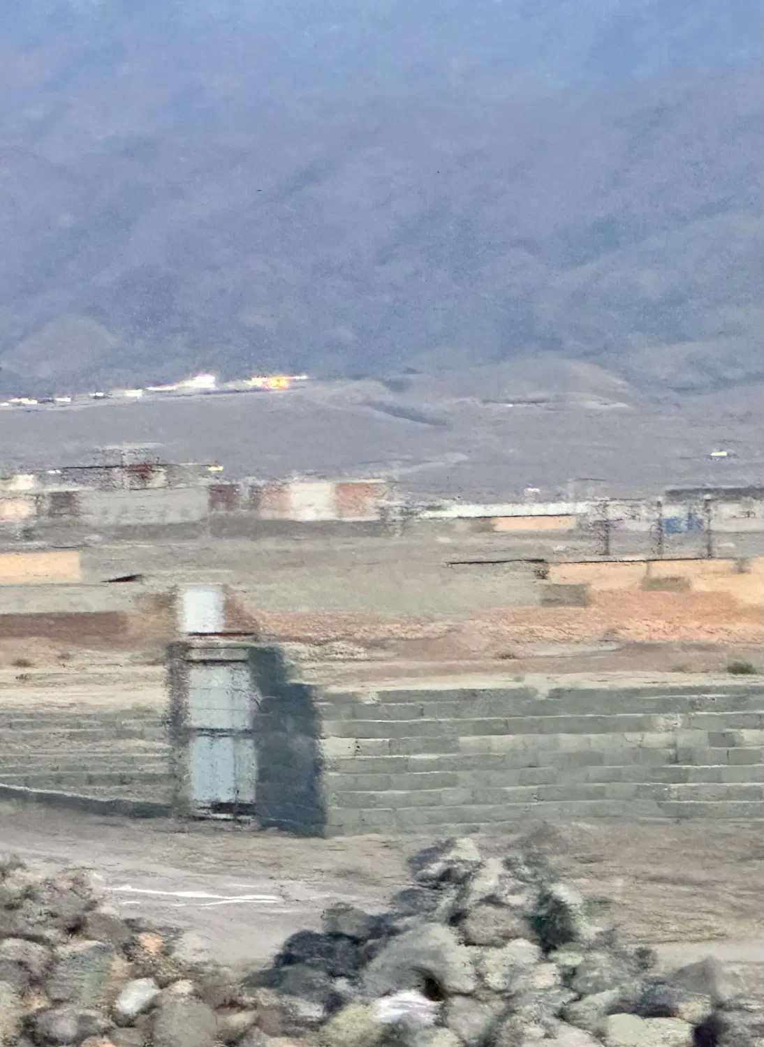 زمین مسکونی ورودی بجد ۱۶۳ متر با پروانه