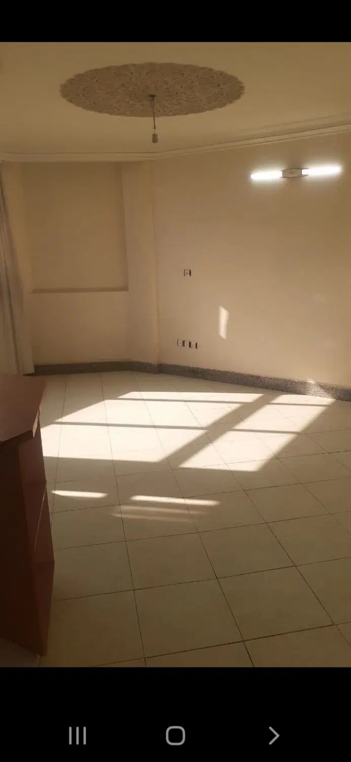 آپارتمان ۲خواب۷۲متر بزرگمهر ۸بهشت شرقی
