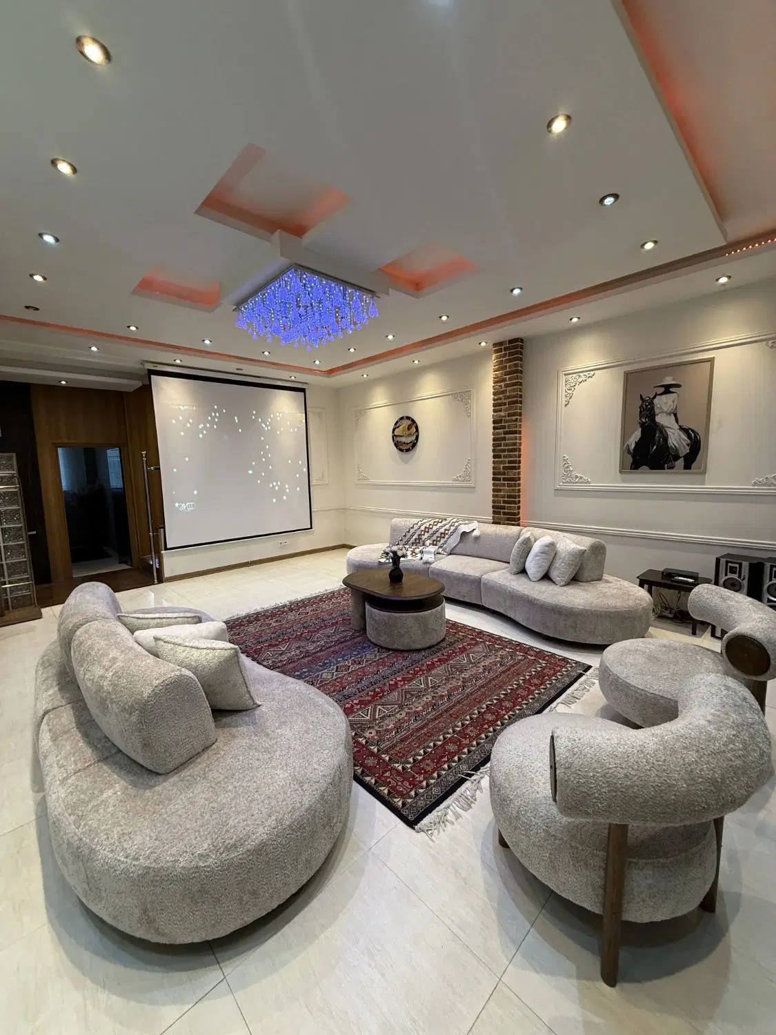100 متری _ تاپ لوکیشن شهرک قدس _ نوساز