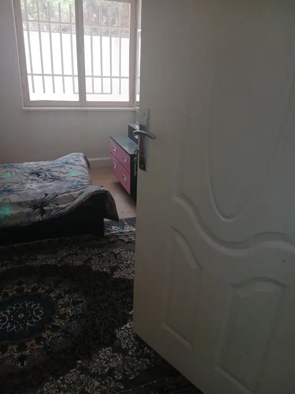همخونه موجه و بی حاشیه در پاسداران