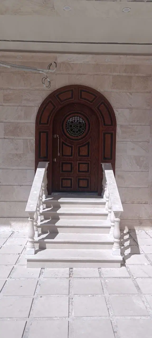 آپارتمان تختی 135 متری
