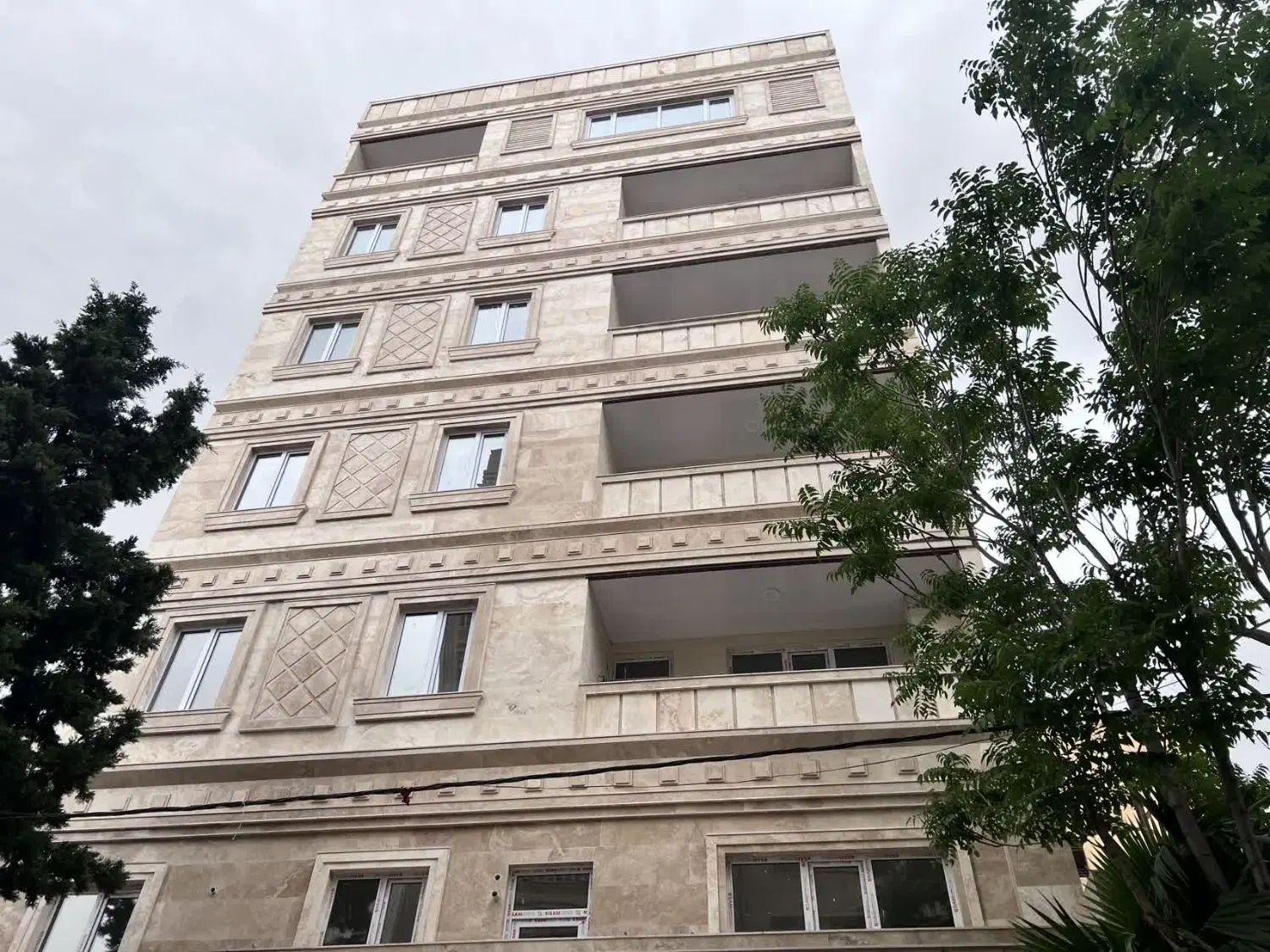 95نوساز قاضی آباد