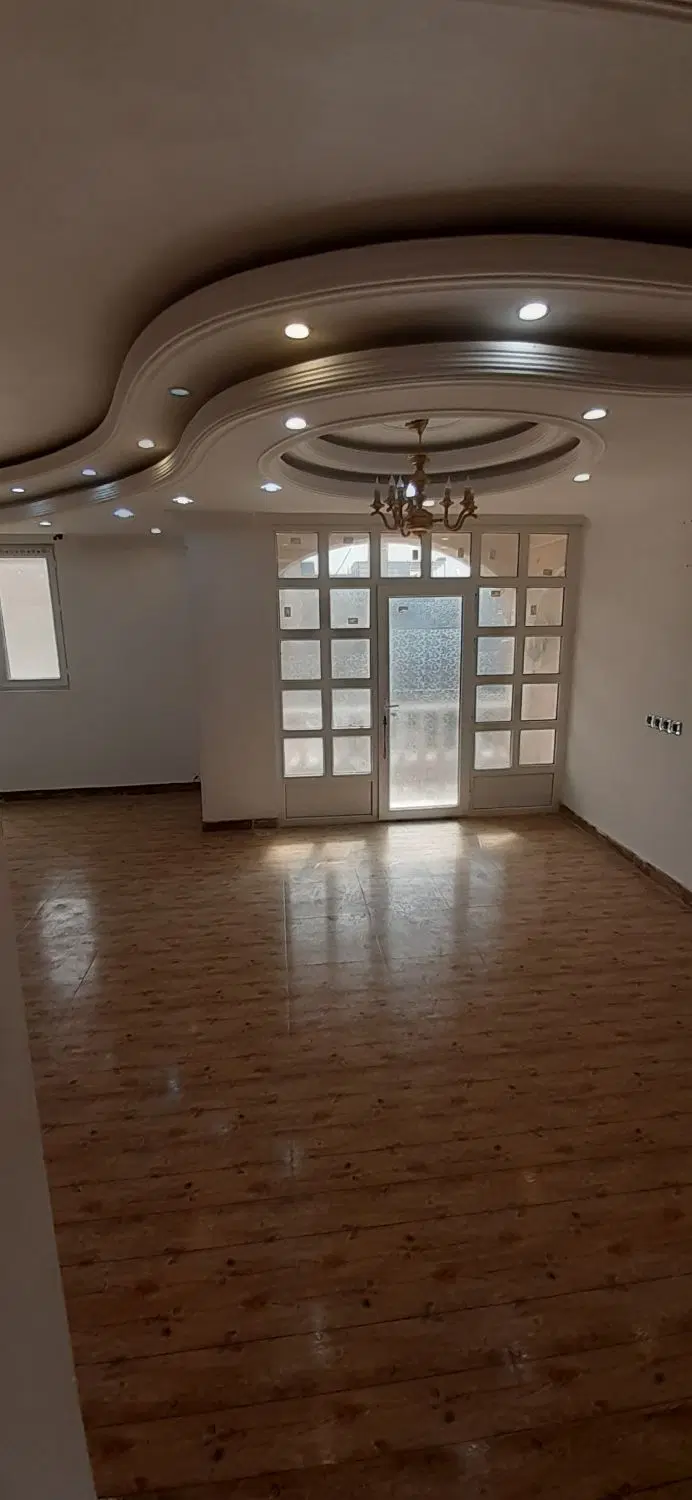 فروش آپارتمان ۱۲۰ متری تمیز مرتب کوچه سادات ۷فرعی۶