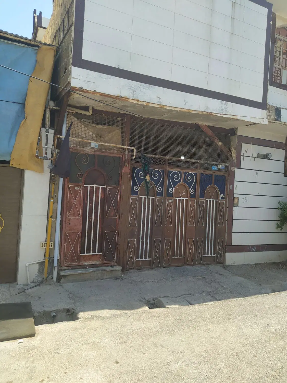 طبقه بالا‌رسالت یاس ۸ دور برگردان اولی غربی