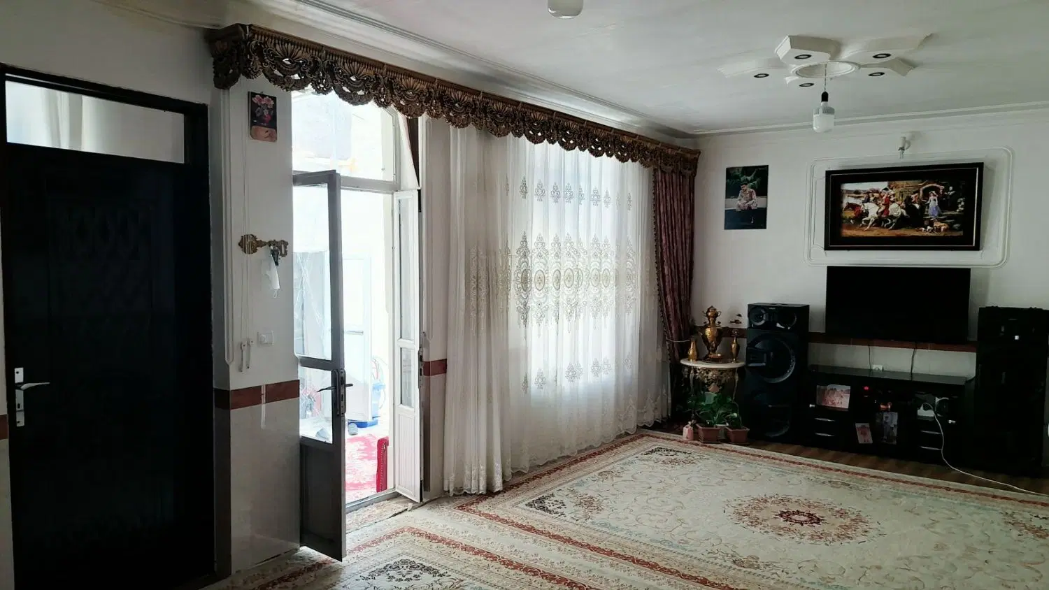 خانه حیاط در آخماقیه
