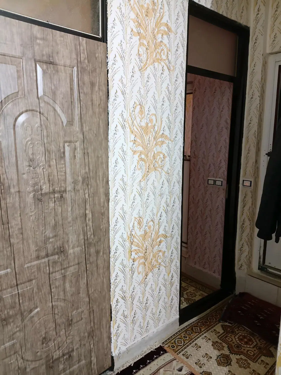 دوطبقه به‌همراه بهارخواب هرطبقه جدا هم فروخته میشه