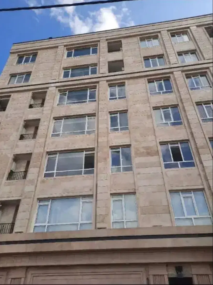 ۱۰۰ متر۲خواب_فول فول فول_تاپ لوکیشن