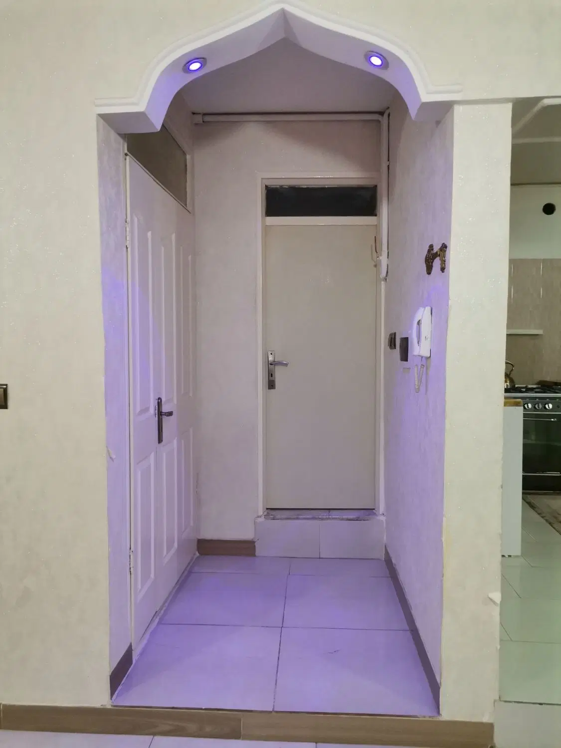 واحد همراه با پارکینگ