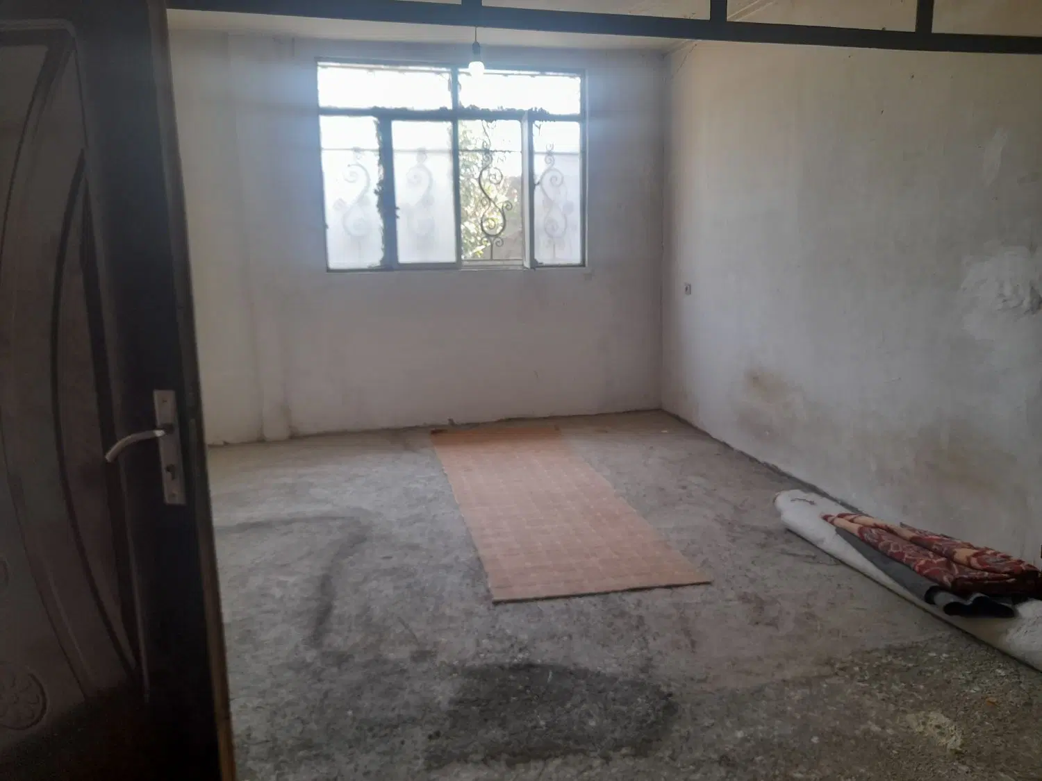 خانه دربستی و یلا۸۰متر تاز نقاشی شد ۱۰۰،ملیون