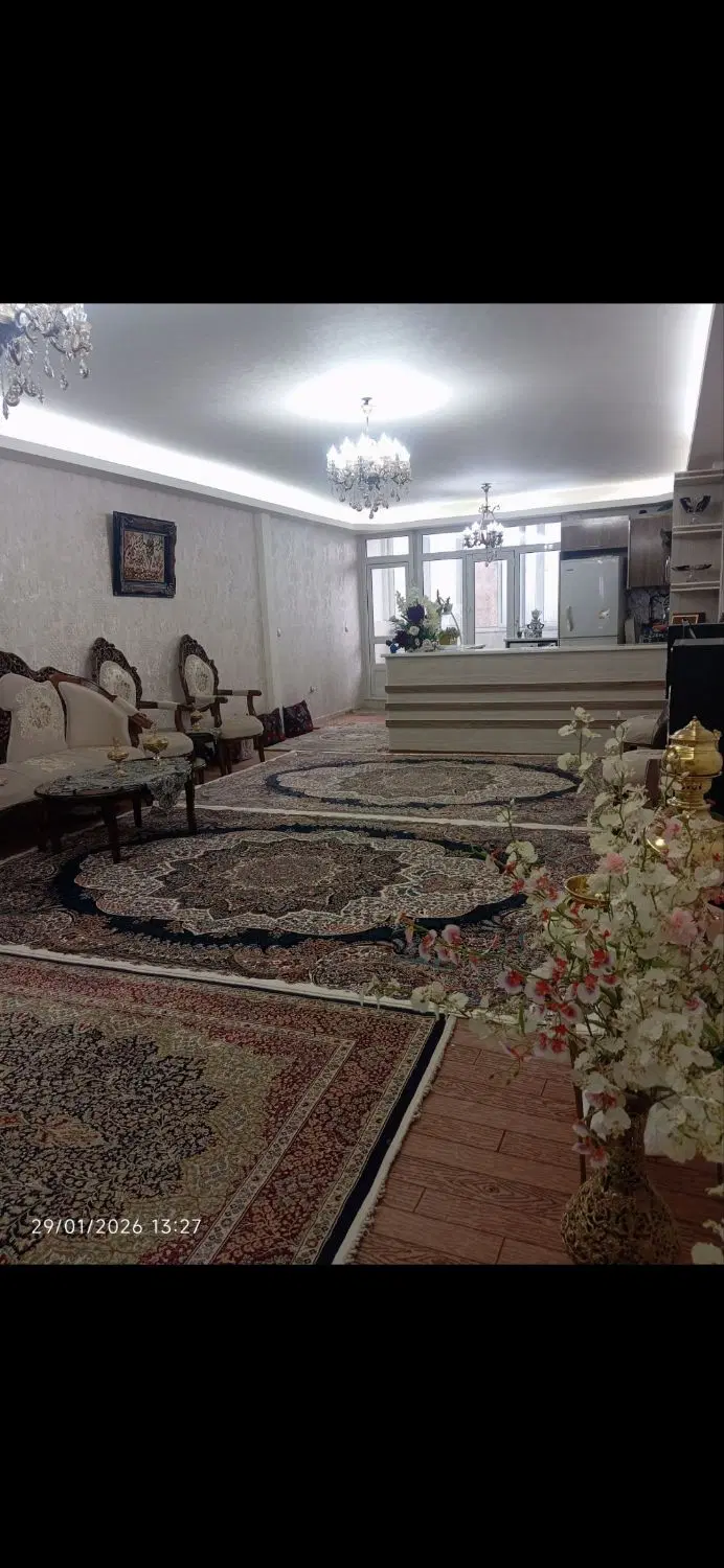 فروش‌ واحد اپارتمان در مارالان ‌بیست متری ‌82 مفید