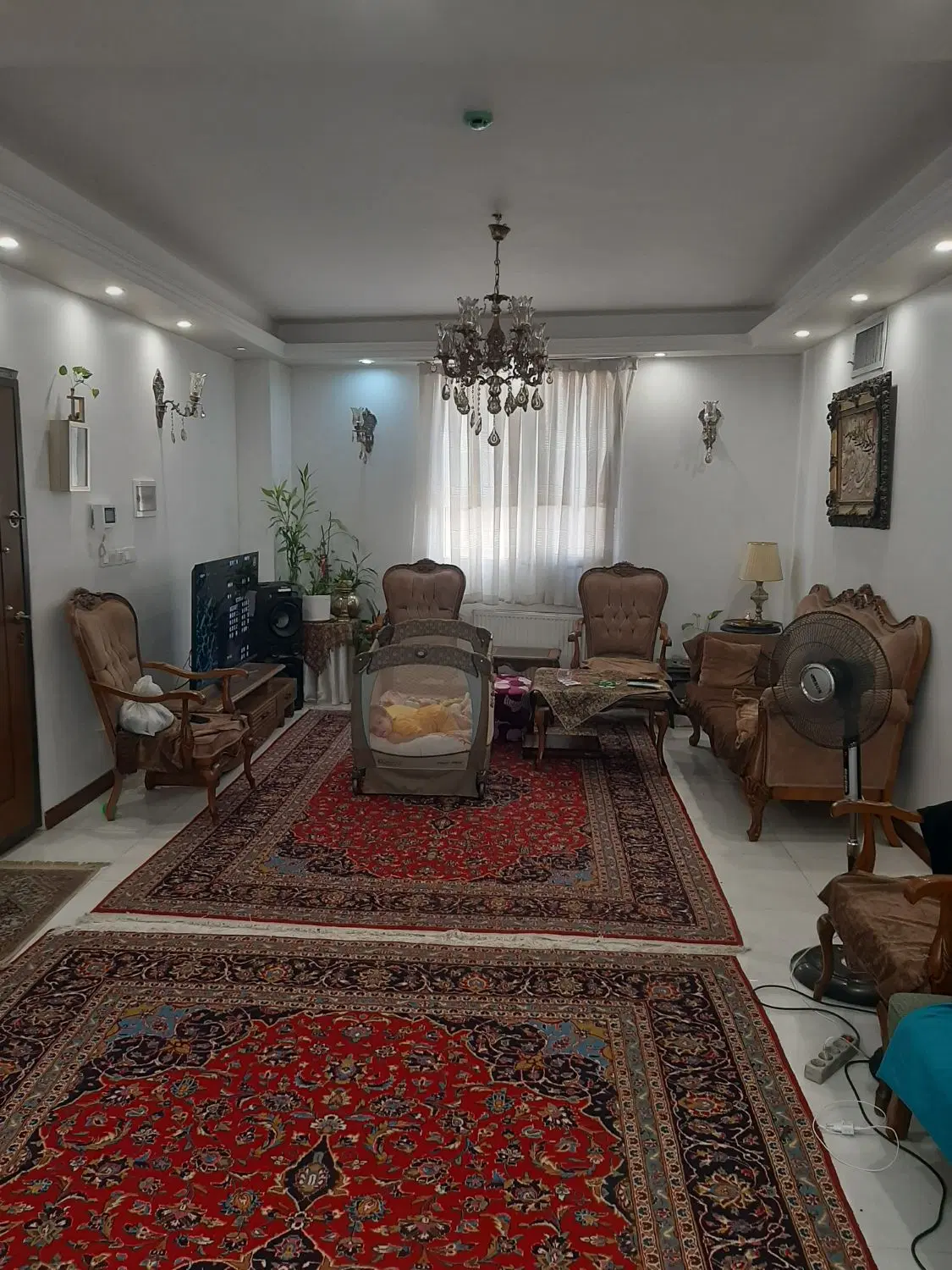 ۹۰ متر ۲خواب فول امکانات ط۳ پیروزی بلوارنیکنام شرق