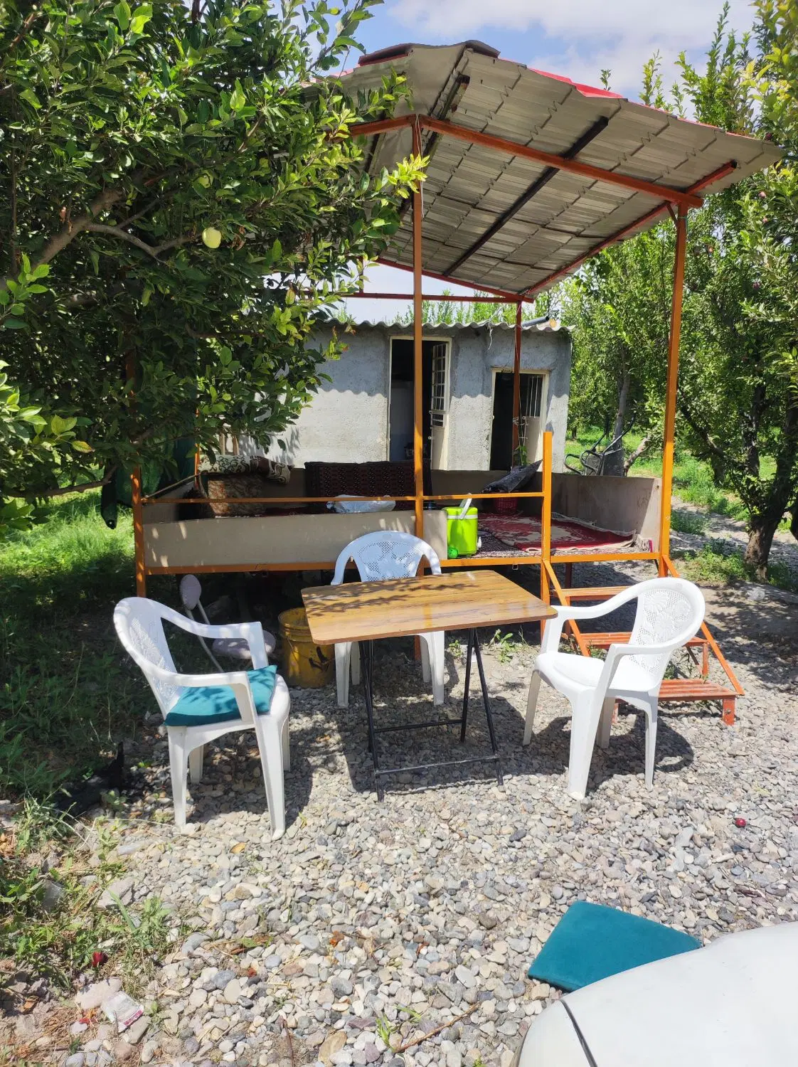 باغچه 1100متری باراندوز روستای توپوز آباد