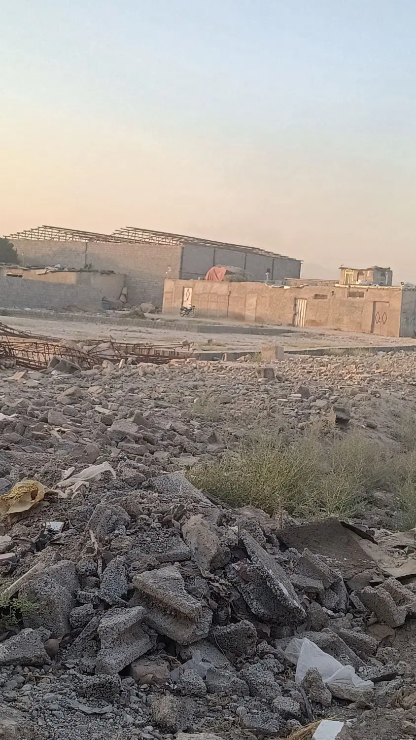 زمین 100متری مسکونی