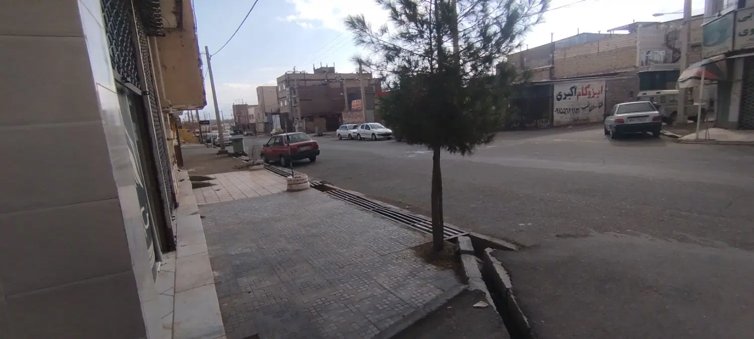 ملک مستقل مهرشهر با مغازه و ویو منحصربه فرد