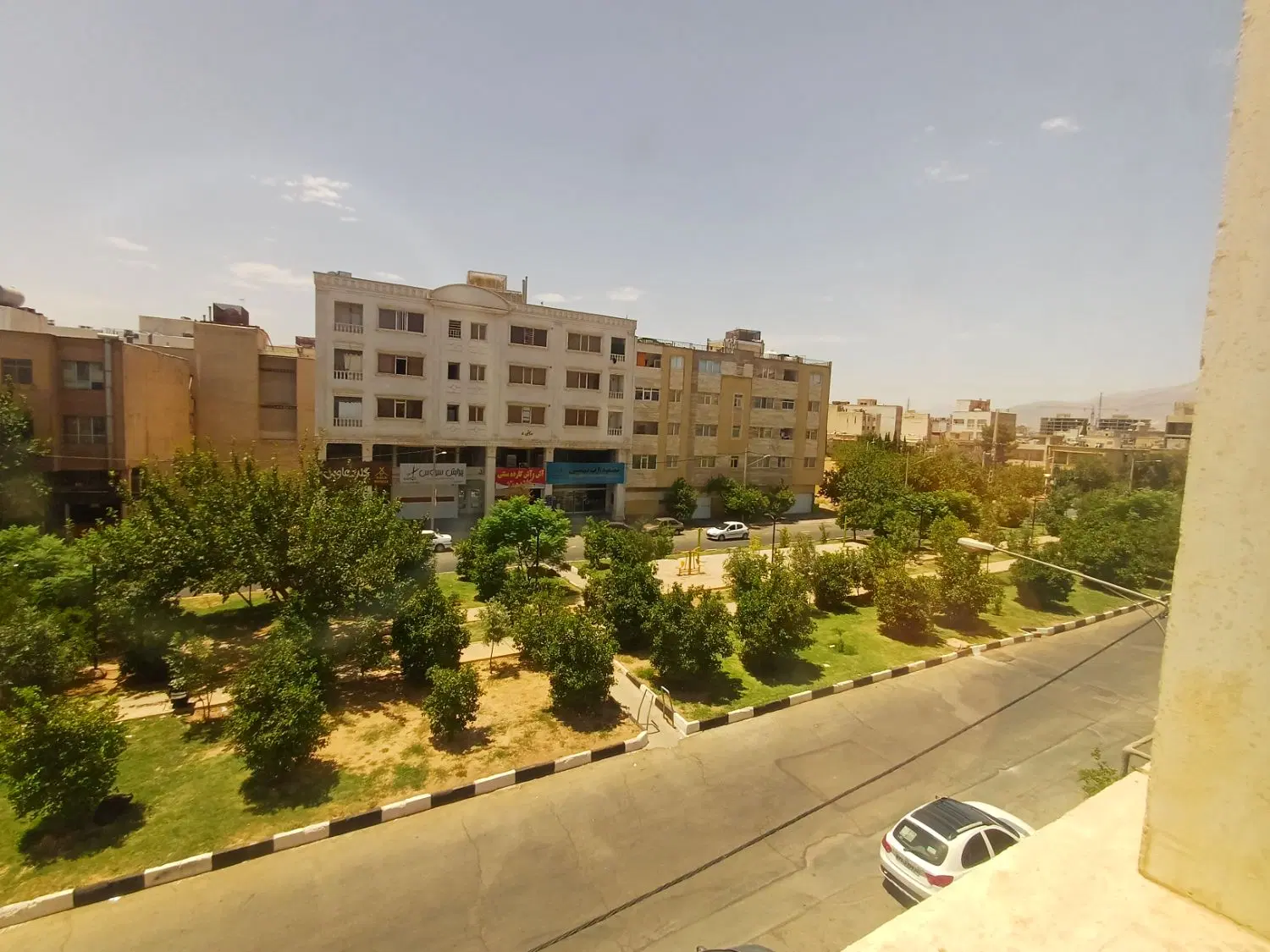 فروش ۱۱۸ متر دوخواب کاملاً جنوبی نورگیر ۸ واحدی