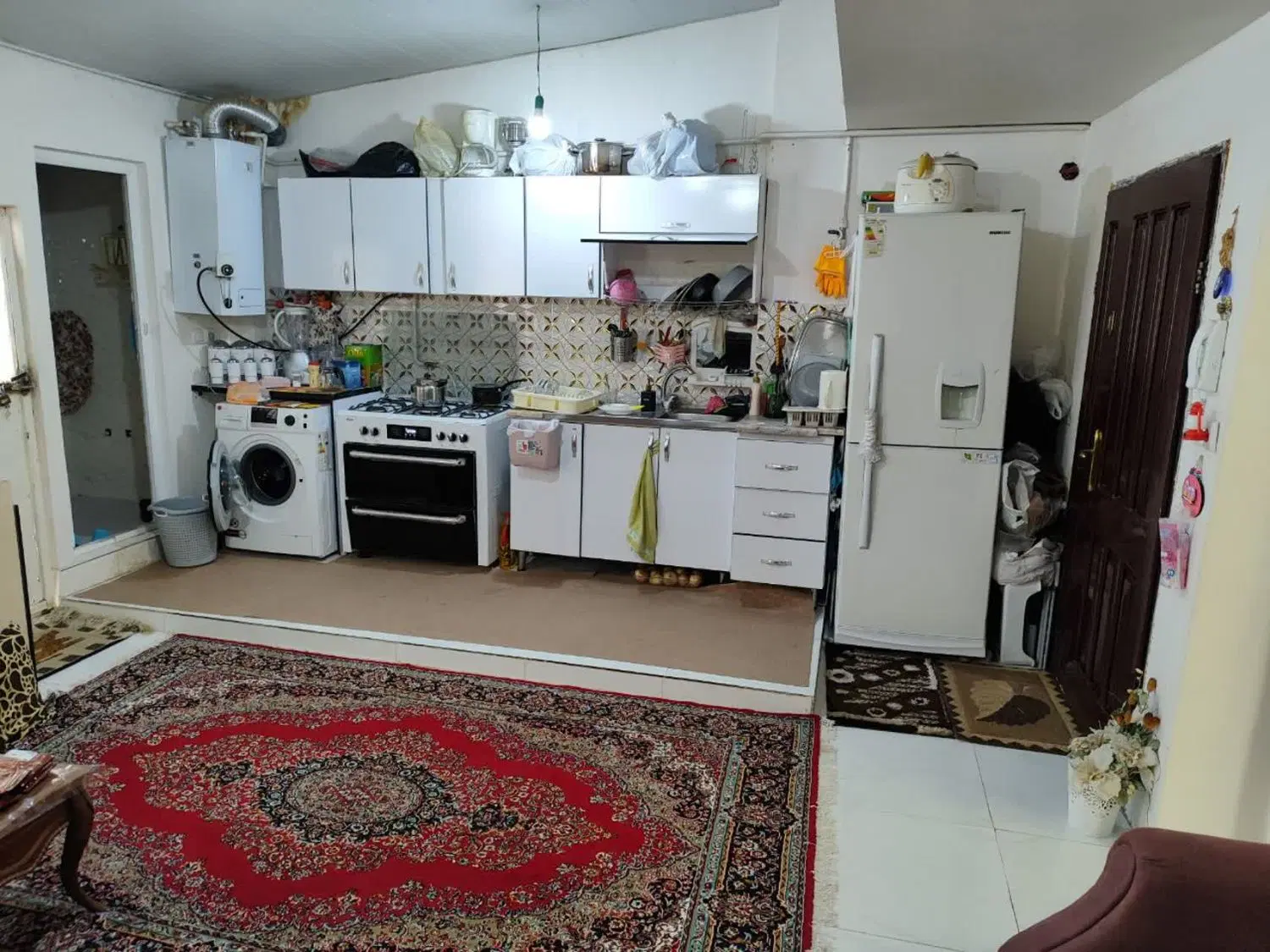 رهن و اجاره ۸۵ متری طبقه ۲