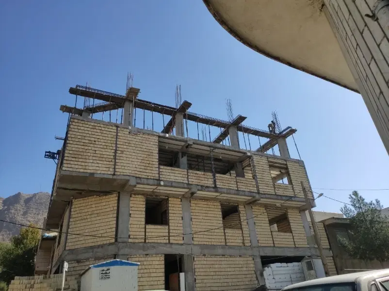 فرزانگان دوم ۱۹۷ متر دونبش سه بر نور