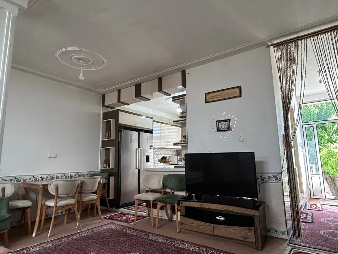 خانه ویلایی خیابان شهید آوینی