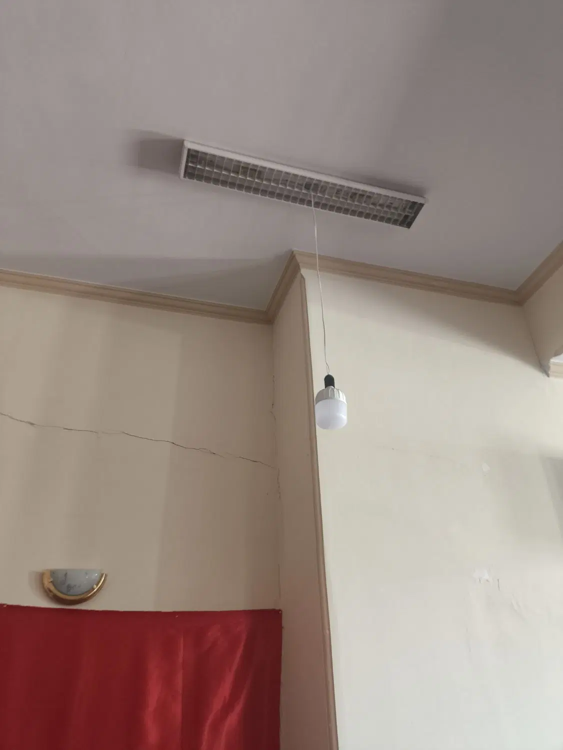 کارگاه برای کارواش ، تعمیر گاه ،خیاطی