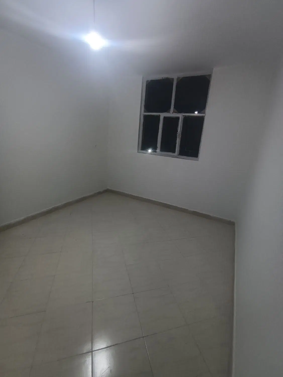 اجاره ورهن واحد 65 متری
