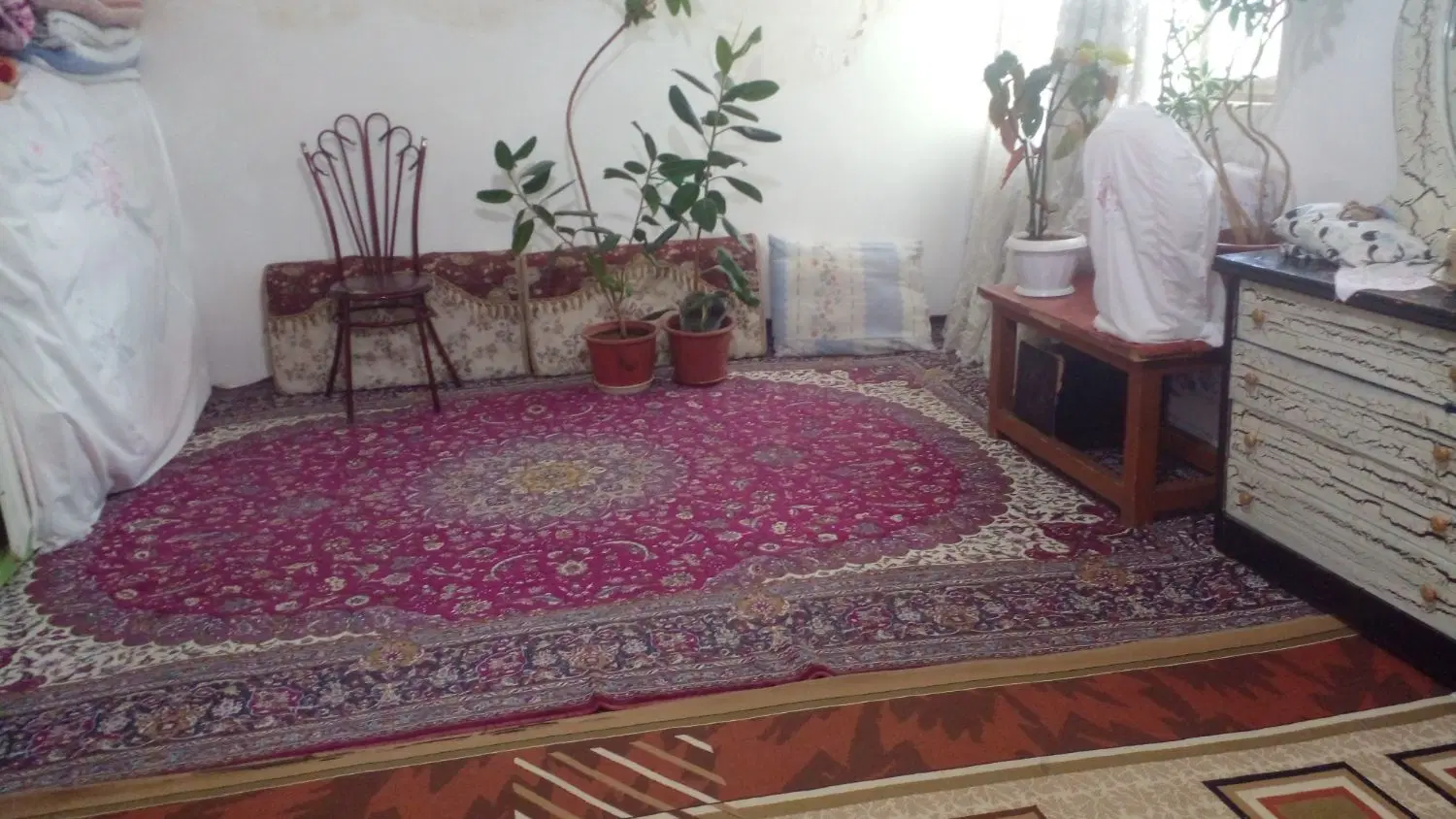 فروش خانه با همه چی یا رهن.یا اجاره