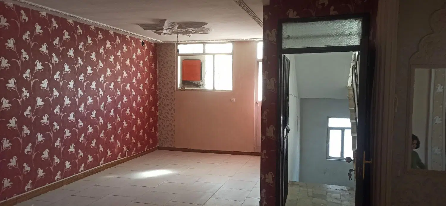 خانه ۱۲۰ متری