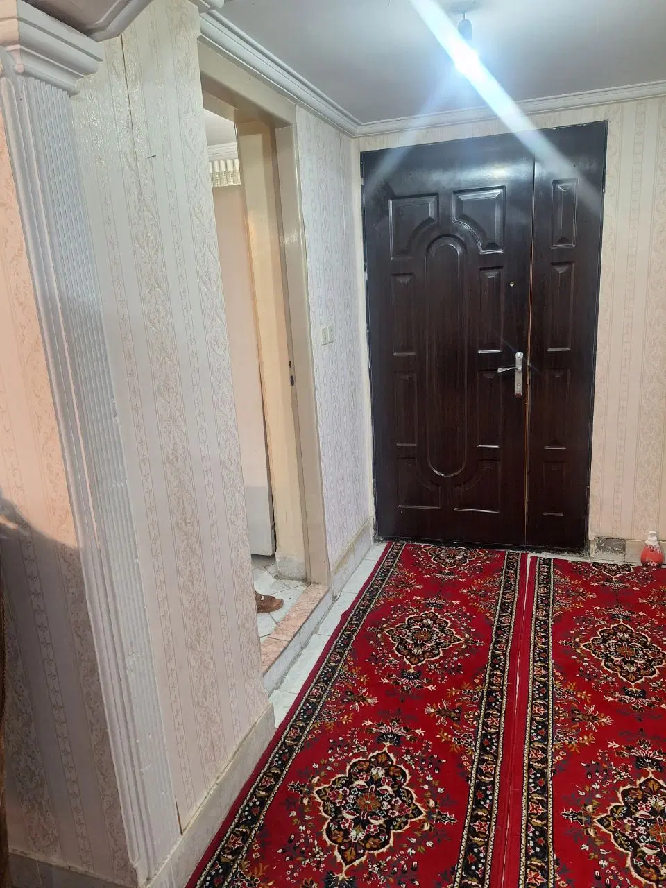 ویلایی هاشمی نژاد دوطبقه مستقل راه جدا