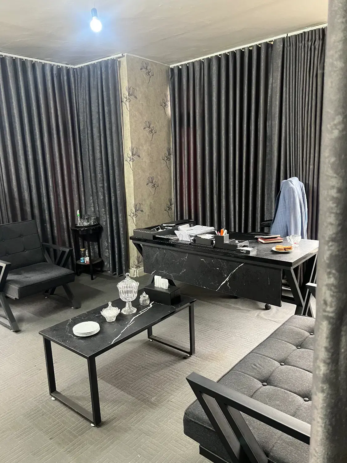 دفتر کار حاشیه عدل خمینی