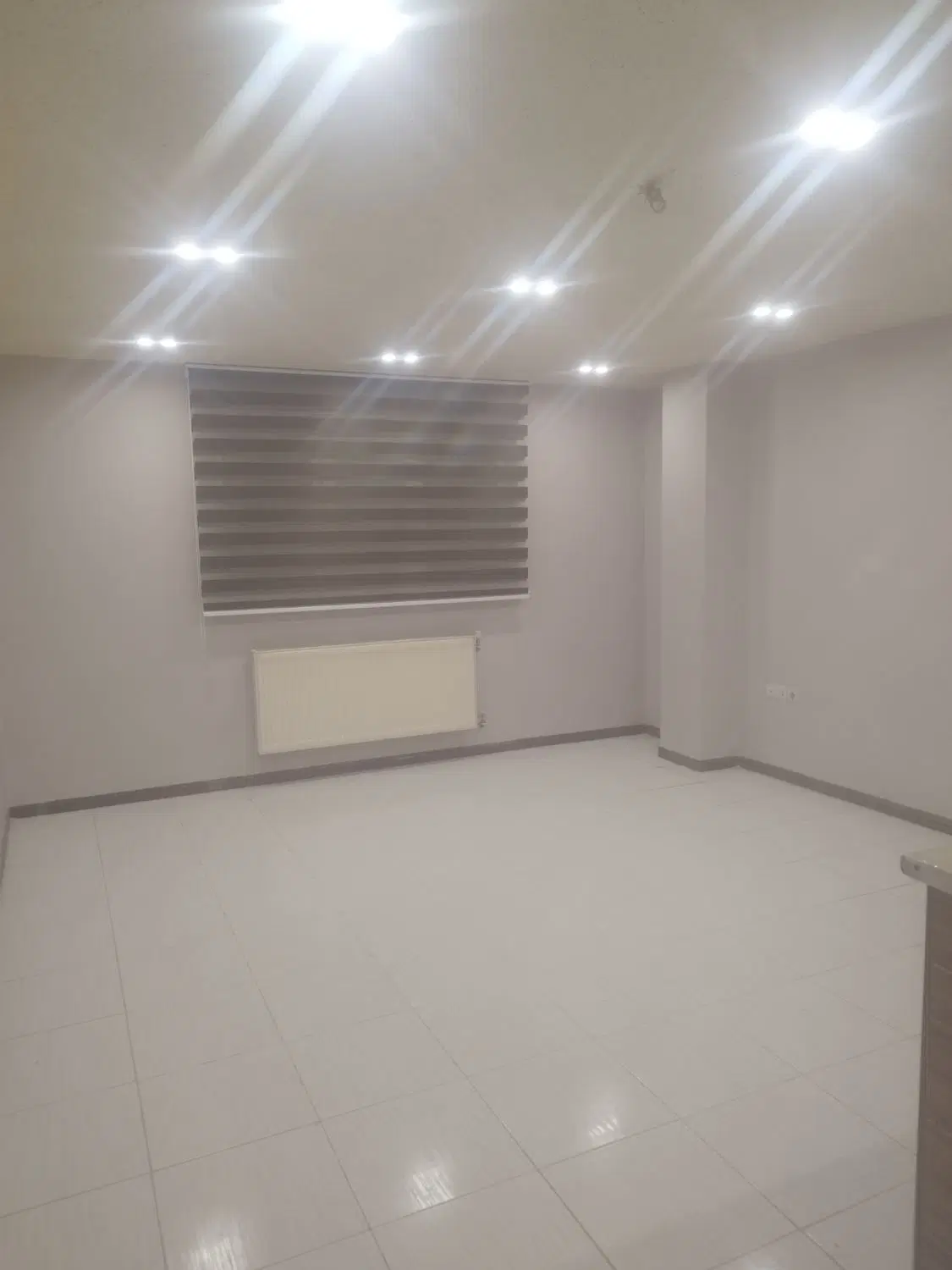 رهن کامل آپارتمان دو خوابه صدرا مجتمع یاس