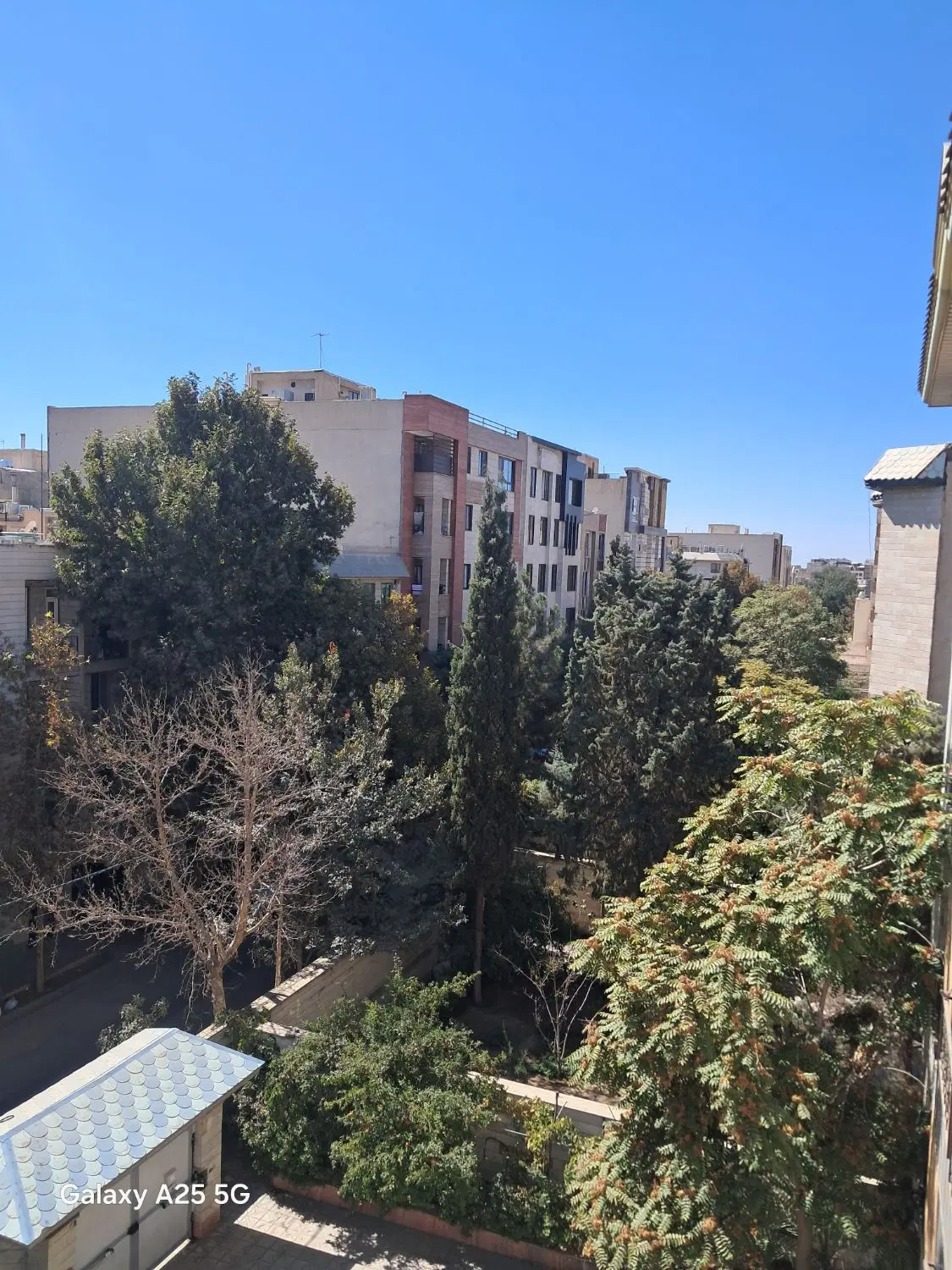105 متر زیر زمین