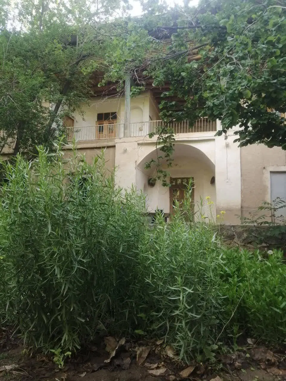 فروش خونه باغ در منشاد محله میرزاها