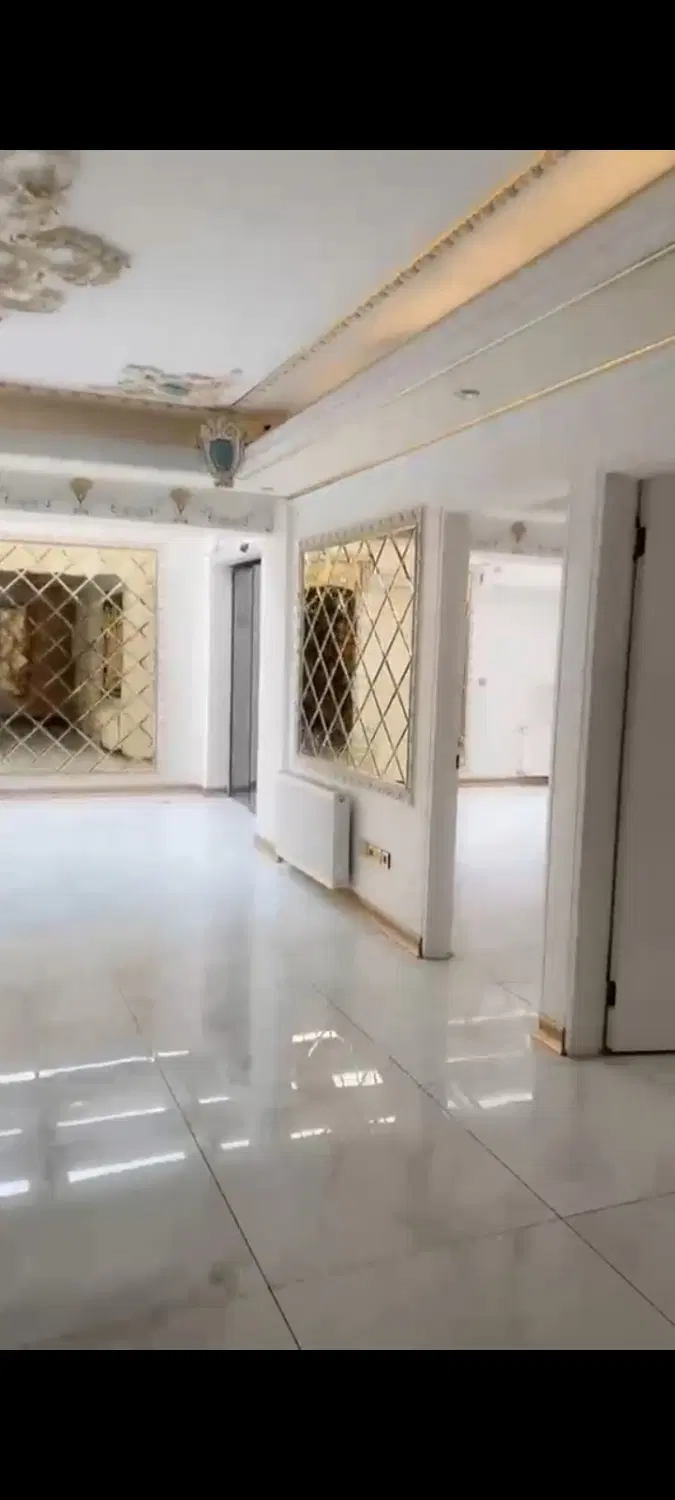 رهن و اجاره دفتر در خیابان عباس آباد