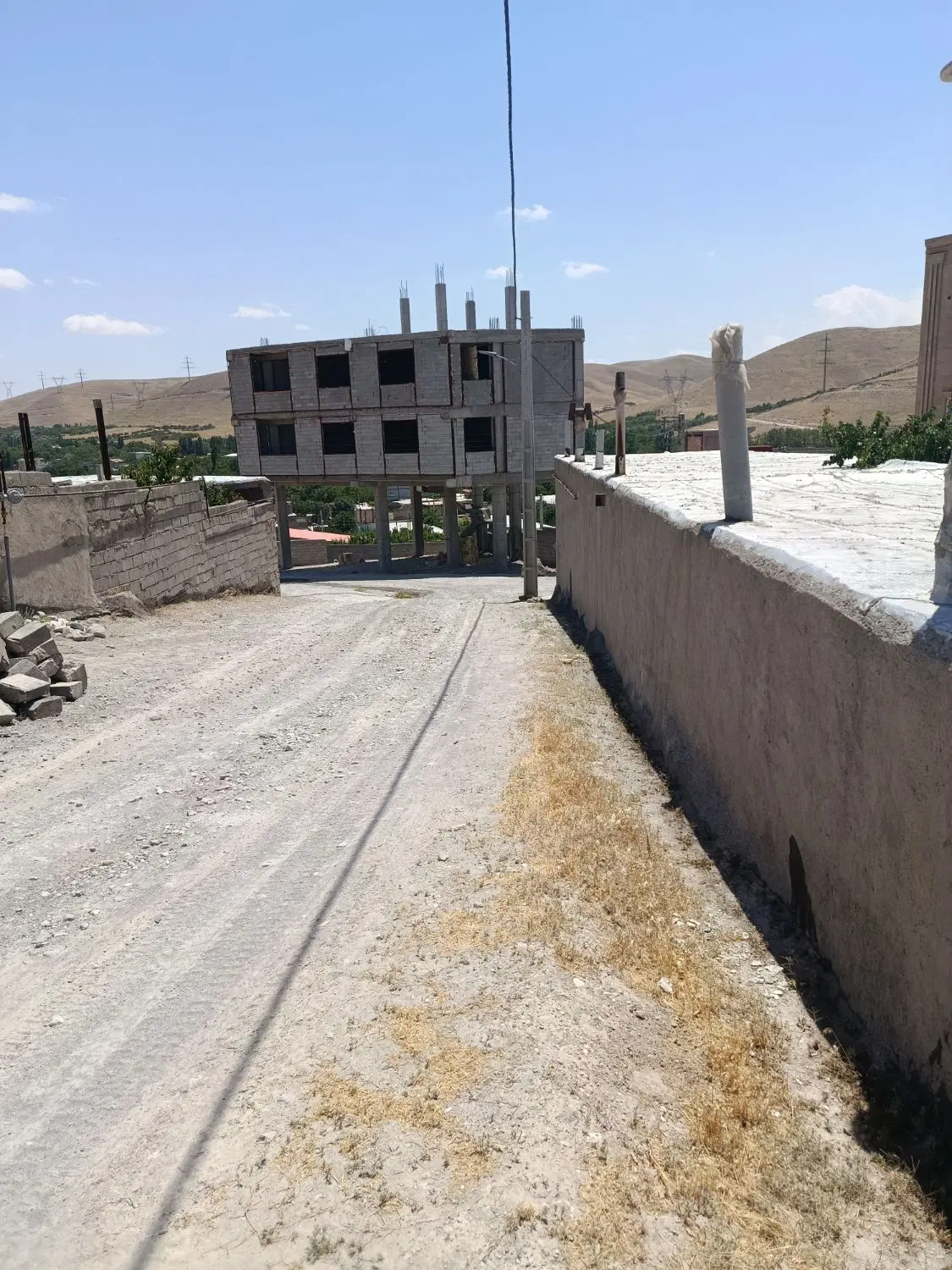 135متر مربع مسکونی چاوان