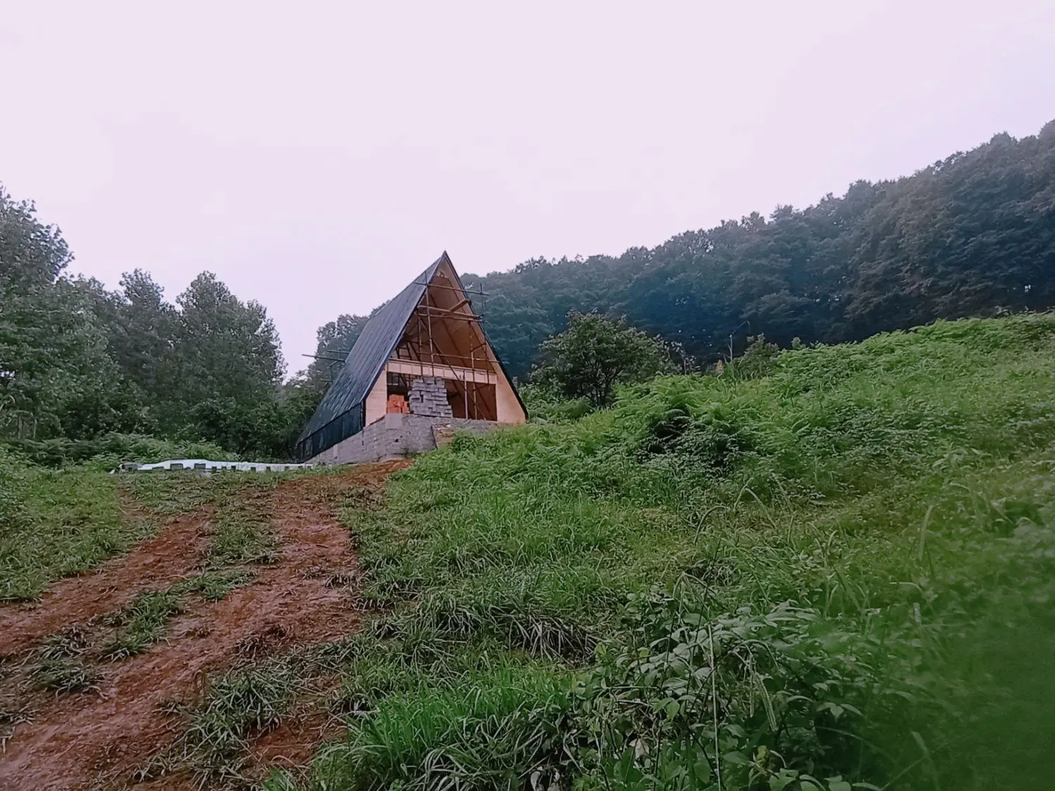 کلبه سوئیسی بابلکنار لفور