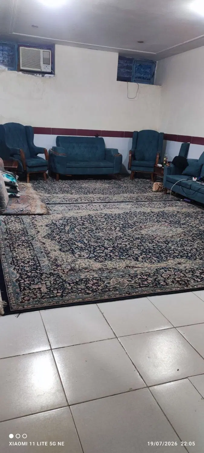 منزل مسکونی دو خوابه.(زیرزمین) با نور کافی