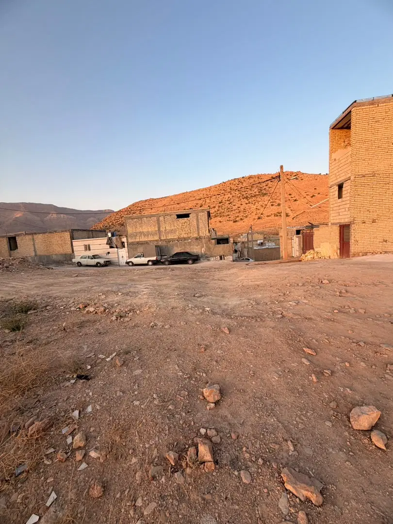 زمین مسکونی