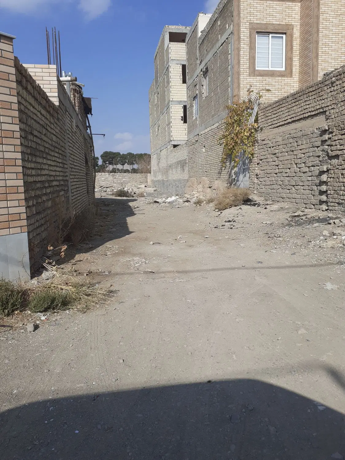 زمین مسکونی ۱۶۰ متری