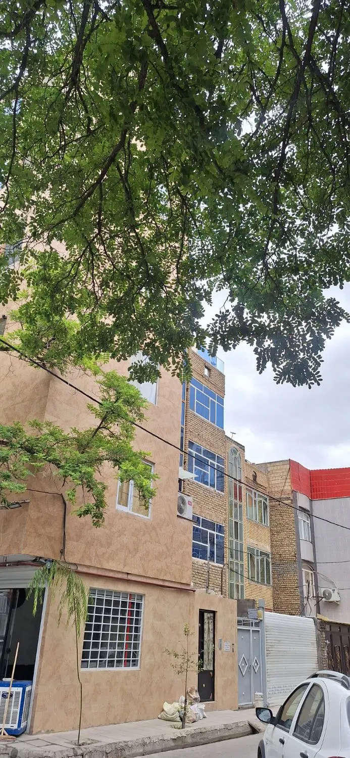 مغازه  _حاشیه ایثارگران_ سردونبش