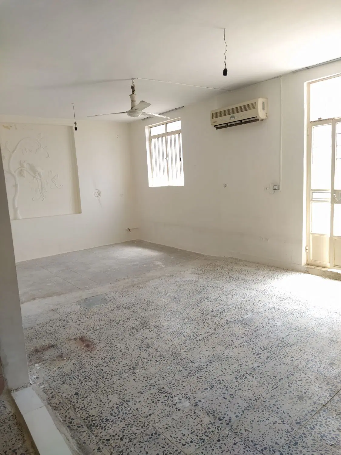 اجاره خانه طبقه بالا