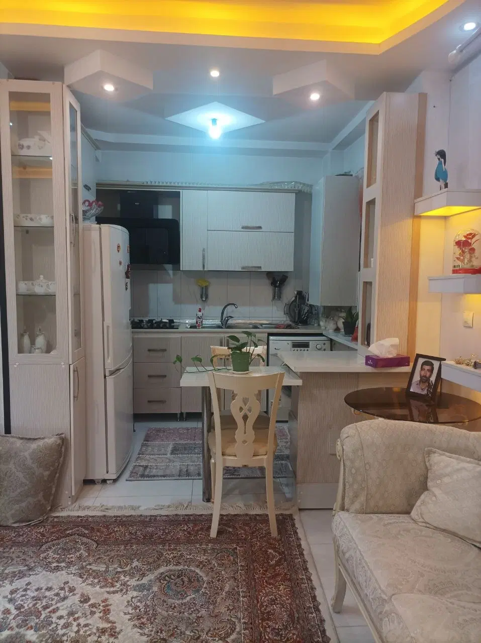 فروش آپارتمان با امکانات و پارکینگ اختصاصی