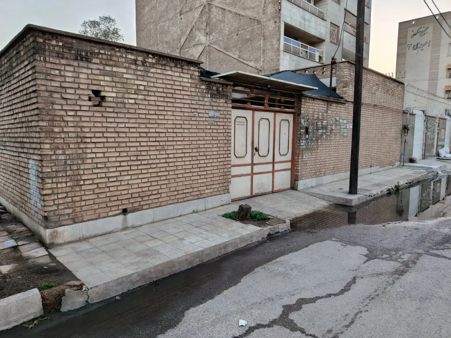 فروش خونه  ویلایی مسکونی کوی پلیس